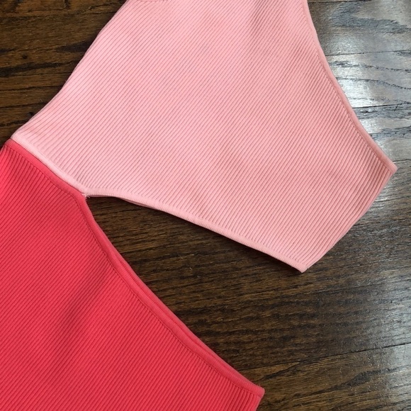 Bershka Ribbed Stretch Color Block One-Shoulder Cut-Out Bodycon Dress - Picture 4 of 5